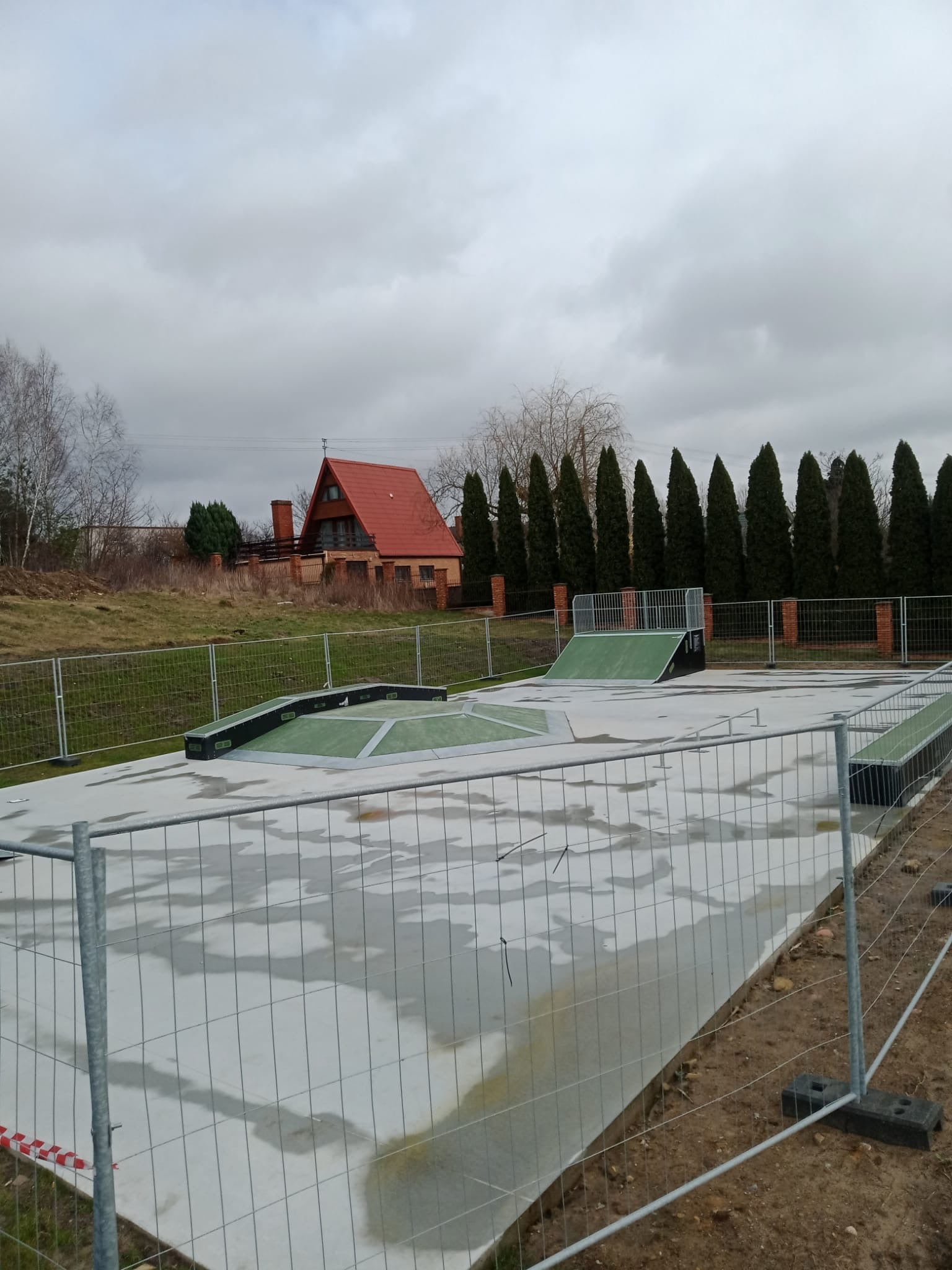 Skatepark - Jastrząb - Szplinramps