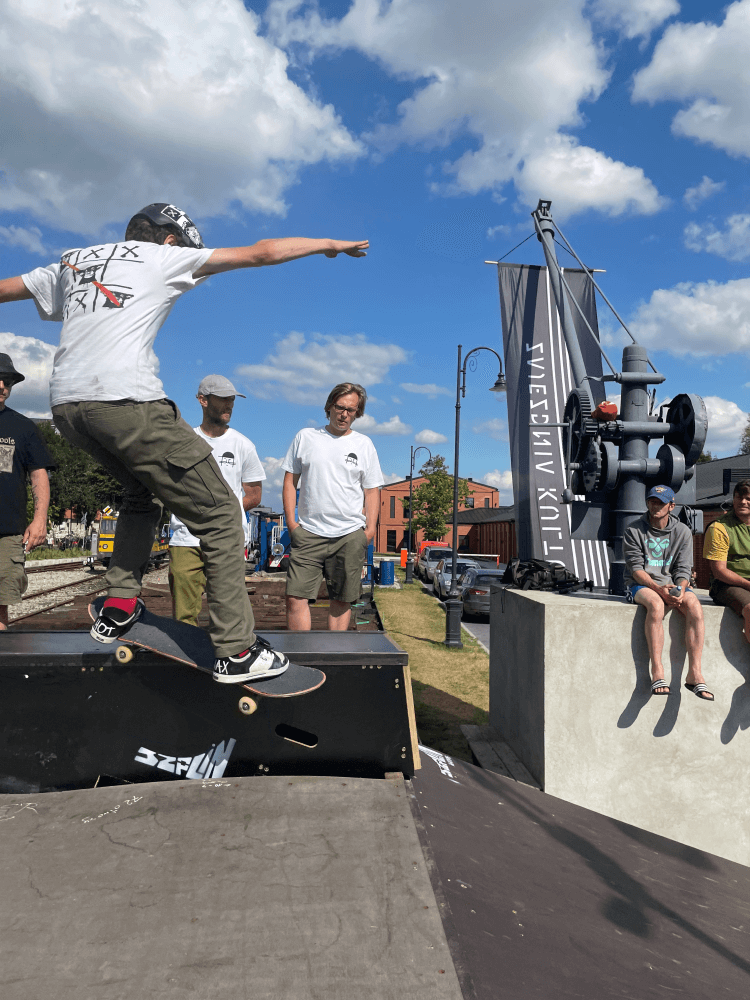 Skatepark - Depreszyn Seszyn - Szplinramps