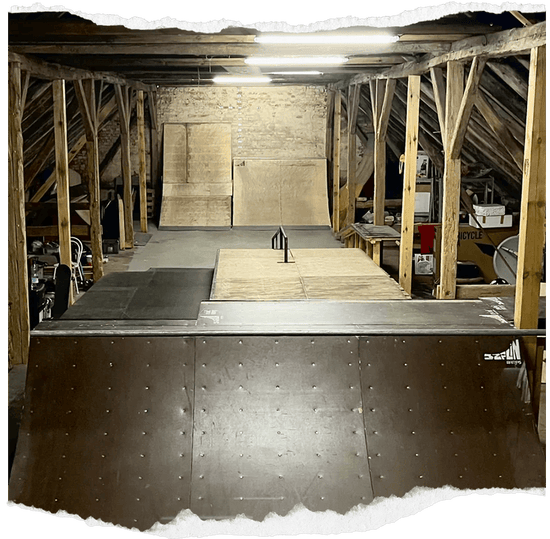 Nowy Tomyśl - Skatepark na strychu - SzplinRamps - Producent skateparków